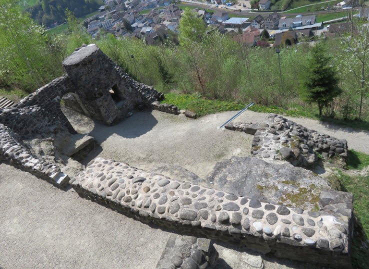 Burgruine Waldhusen, Switzerland